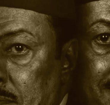 الضاحك الباكي