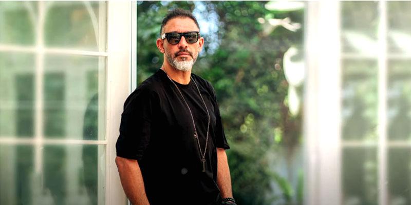 سيبوه .. عمرو مصطفى والغناء على طريقة قصف الجبهات عمرو مصطفى