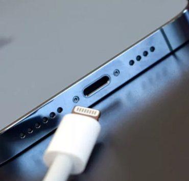 الساديون أيضا بالحضانة .. أولياء أمور يتهمون مديرة حضانة في الاسكندرية بتعذيب أطفالهم كيفية تنظيف منفذ شحن الهاتف بأمان