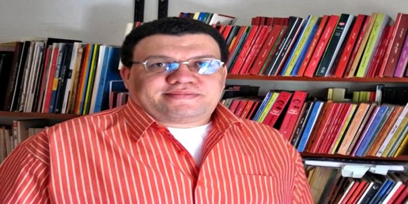 في مديح اللباد الأحلام تتحقق أحيانًا أحمد اللباد