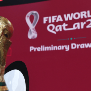 مخرج تيتانك ودور دي كابريو