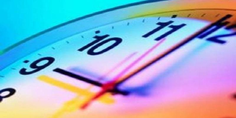 الساعة 9 تصميم