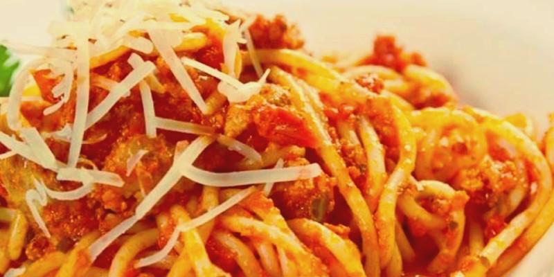 المكرونة البولونيز