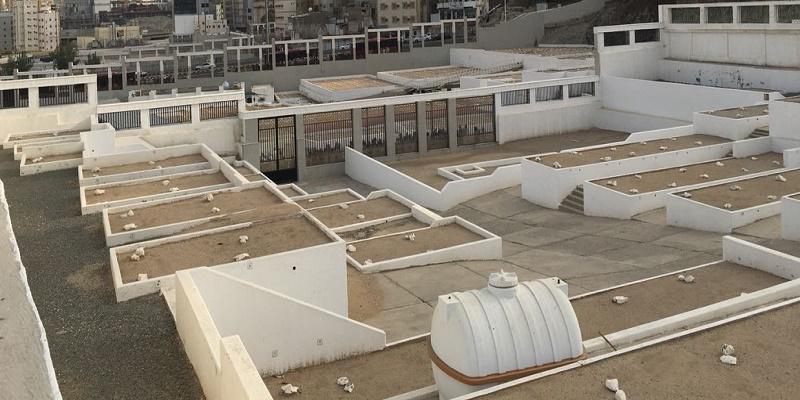 من الأحق بالشفاعة؟ مقبرة المعلاة