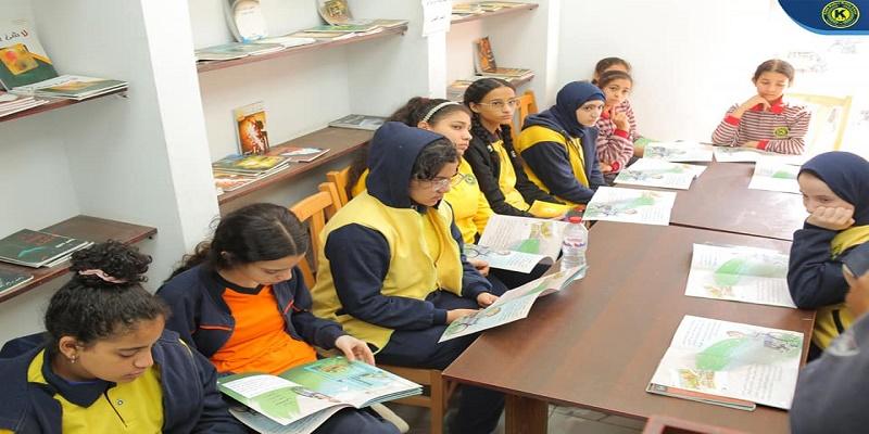 أنت الحياة بالأخضر