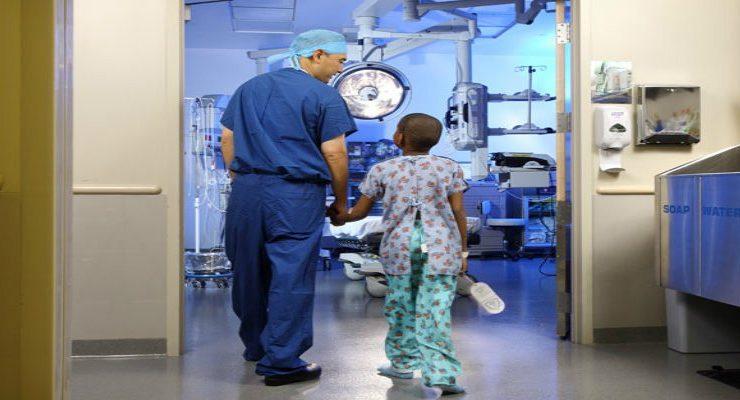 كيف تعلم طفلك الشجاعة