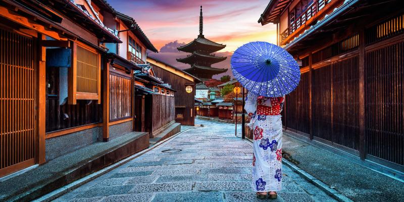 اليابانيون