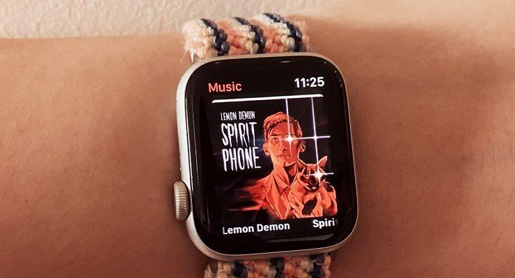 دليل تشغيل الموسيقى على ساعة ابل Apple Watch