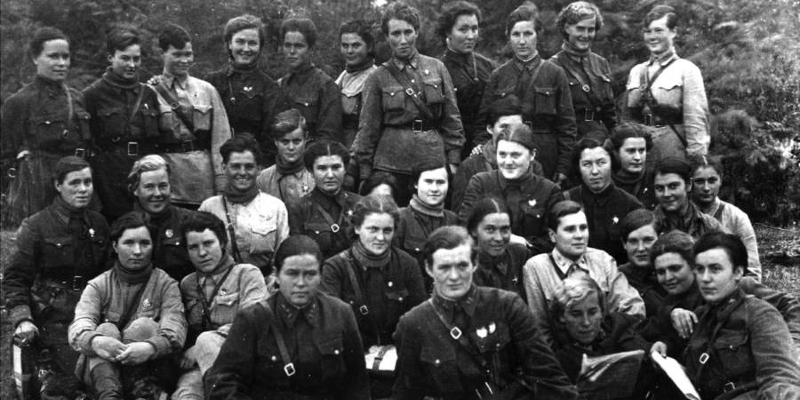 ساحرات الليل