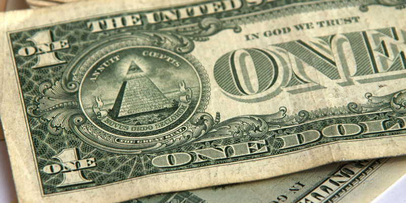 بعد ظهور شخصية حسن طوبار في سره الباتع “هل يمكن تقديره بقبر يليق؟” بنك