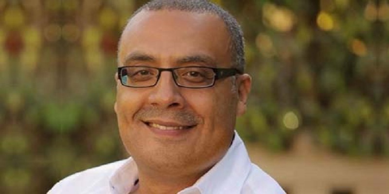 يسري الفخراني مقدم برنامج باب رزق