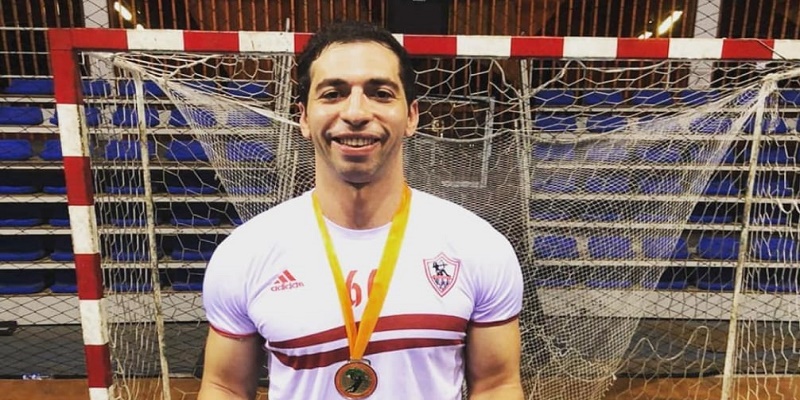 أحمد الأحمر