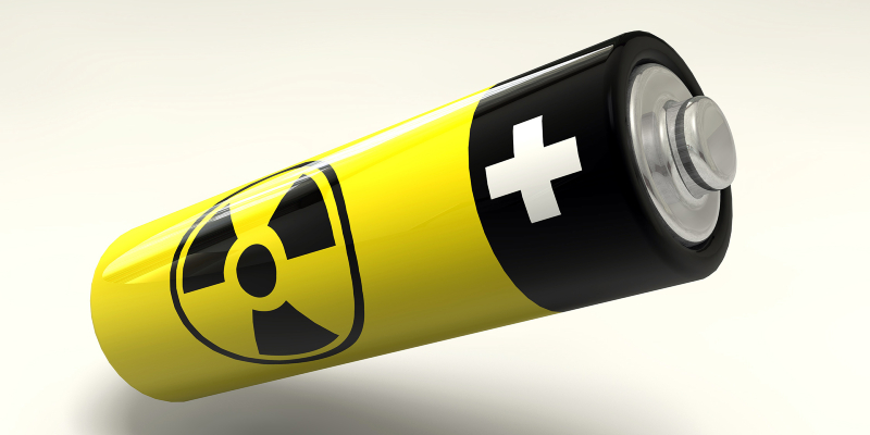 فيس بوك ..البلد اللي ما يعرفكش حد فيها شلح واجري فيها البطاريات النووية