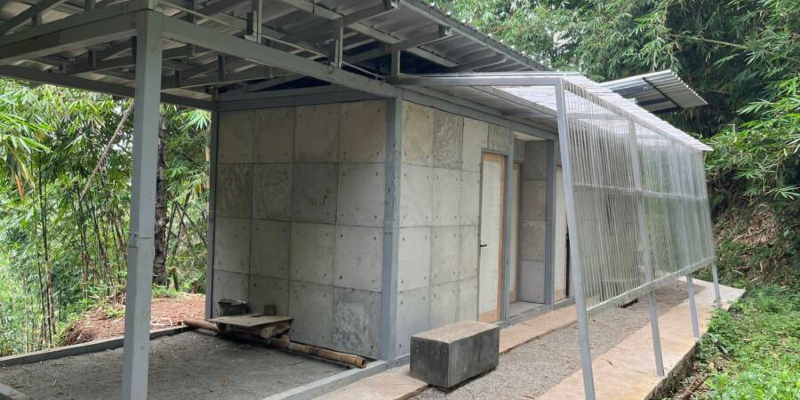 الحفاضات المتسخة