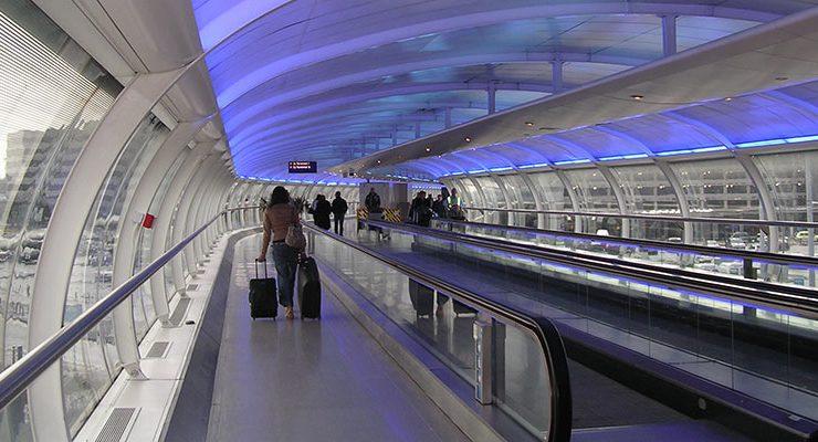 الإنترنت أم الكتب