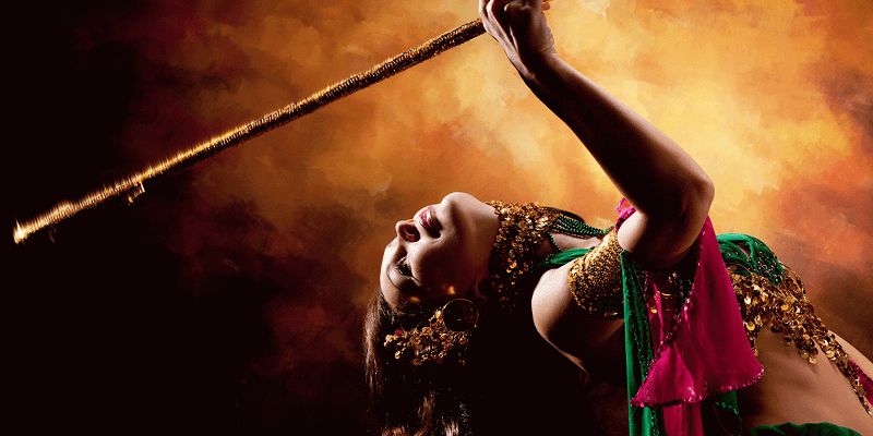 الراقصة الشرقية.. هل تسامح الناس مع مهنتها؟! الراقصة الشرقية