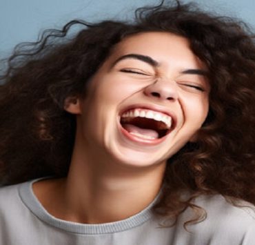 إمرأة صينية تكسب أكثر من 50 مليون يوان في عملية احتيال استمرت لمدة ثلاث سنوات الضحك