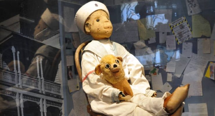 الدمية روبرت