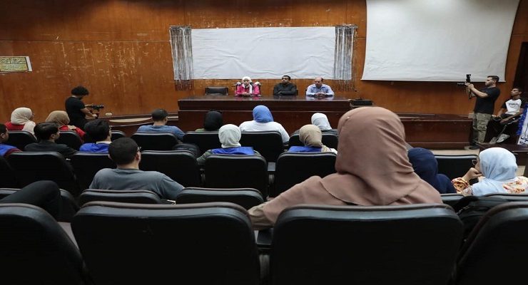 شباب الجامعات