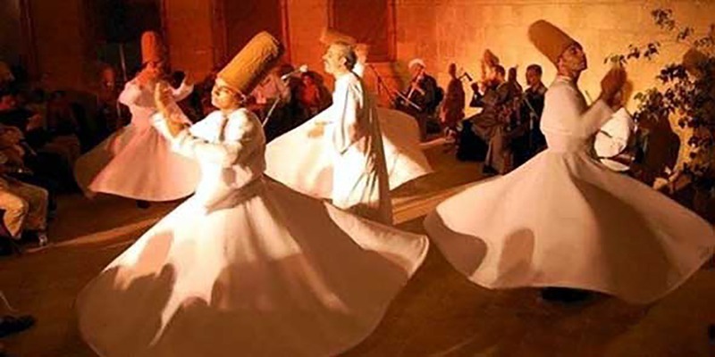 الإنشاد الديني المنسوج بالعشق المُحمدي الإنشاد الديني