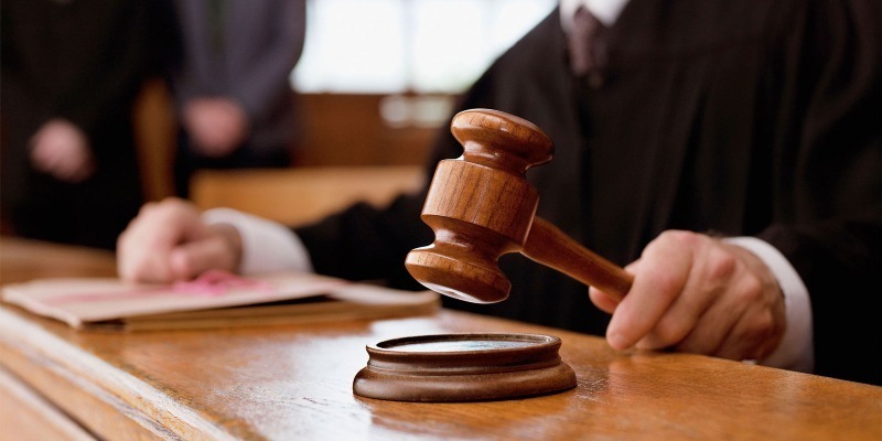 امرأة تفوز بمعركة قضائية لطرد أبنائها البالغين من منزلها قضائية