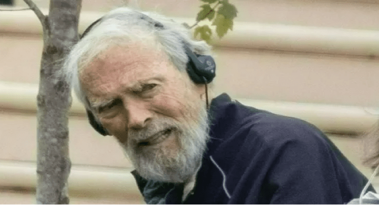 كلينت استوود