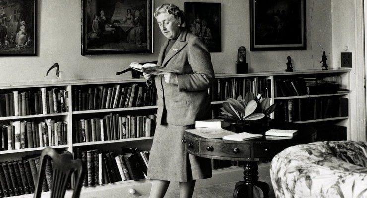 أجاثا كريستي