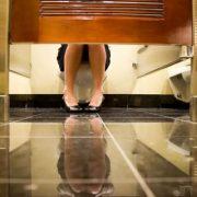 المراحيض العامة