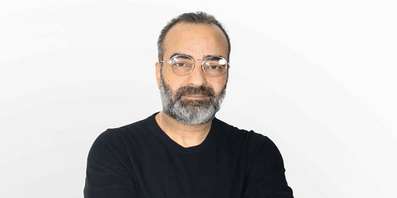 الممثل ياسر إبراهيم