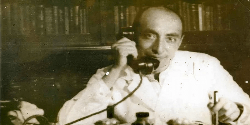 نص مقال نادر كتبه الشاعر إبراهيم ناجي “اعترف بالكذب أحيانًا كطبيب من أجل مرضاه” الشاعر إبراهيم ناجي