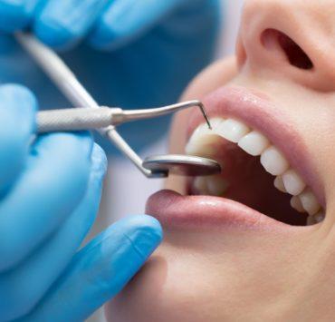 العلاقة بين رؤية الكوابيس وضيق التنفس ليست صدفة طبيب الأسنان