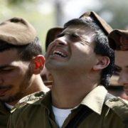 بكاء جندي إسرائيلي