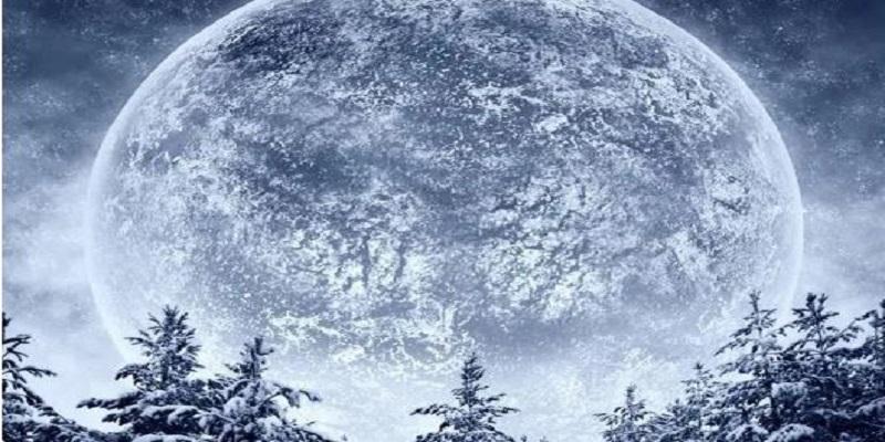 قمر الثلج