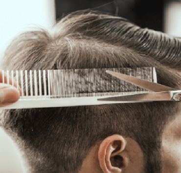 بعد دور يحيى الفخراني في “عتبات البهجة” .. تعرف على أكبر صنّاع المحتوى سنًا حول العالم السائح الروسي والحلاق