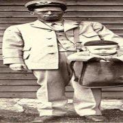 إرسال الأطفال عبر البريد