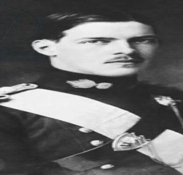 امرأة تزور 17 حالة حمل لتحصيل مزايا الأمومة وإجازات مدفوعة من العمل الملك الذي قتله قرد