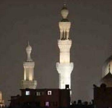 رجل ينتحل شخصية ضابط شرطة لمساعدة أخته في الغش في الامتحان سحور رمضان