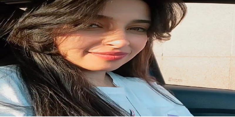 الشاعرة آمار مصطفى