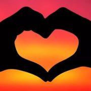 التعبير عن الحب