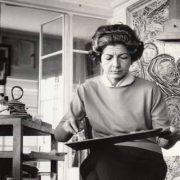 إنجي أفلاطون