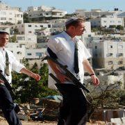 المستوطنون