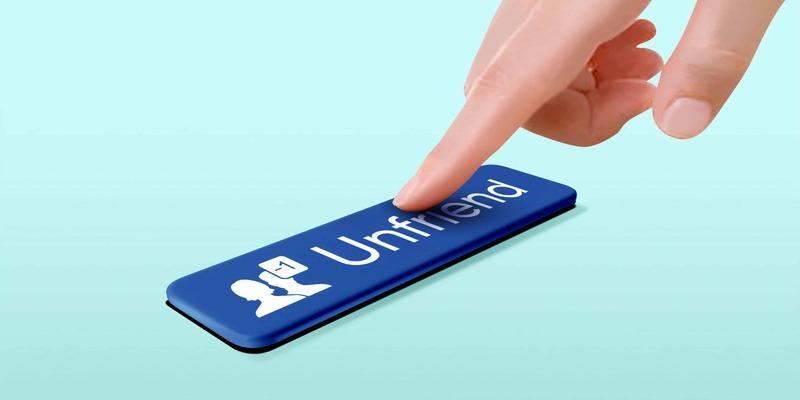 أصدقاء يحب التخلص من شبح صداقتهم على الفيسبوك أصدقاء