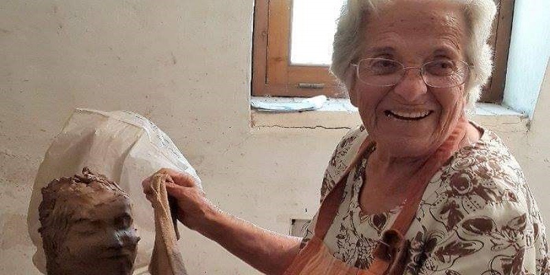 النساجة الملهمة.. عن “صوفي جورجي” المرأة التي ودعتنا عن 102 عام صوفي حبيب جورجي