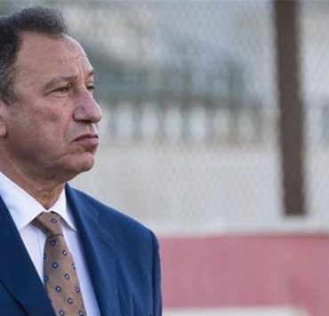 إطلالة فاخرة على عالم منهار محمود الخطيب رئيس النادي الأهلي