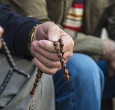 “برومو مسلسل النص” كيف يحفزنا الديكور والإنتاج على اكتشاف تاريخ مجهول؟ برومو مسلسل النص