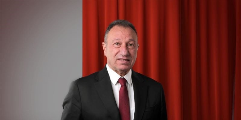 محمود الخطيب رئيس النادي الأهلي