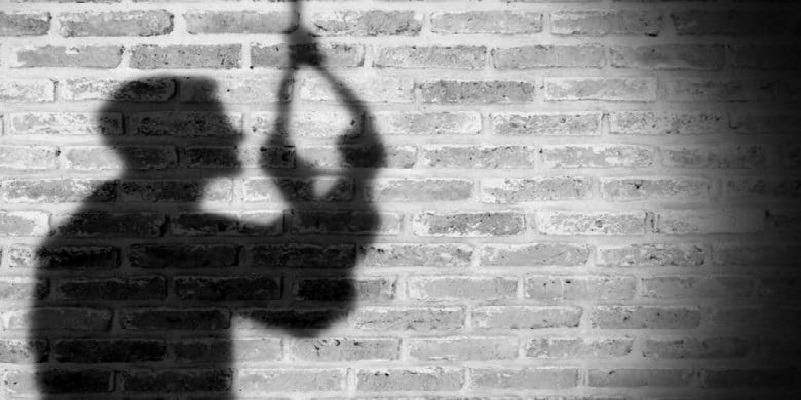 هل المنتحر كافر؟ المنتحر