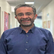 لص العتبات يتنمر على محمد رمضان .. كيف لشخص وصف فنان مصري بالداعر المخنث ويقف إعلامنا صامتًا؟ رمضان