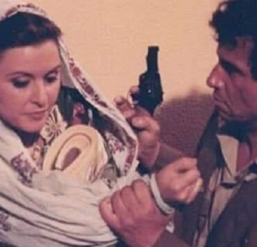 حكاية فيلم السندريلا عن أفغانستان الذي لم يرى النور حتى موت أبطاله