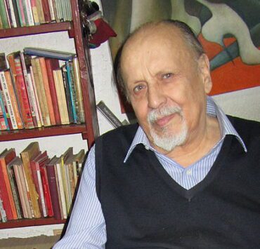 لويس ريفانو ............................................ شرطي بدرجة كاتب